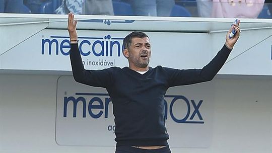 Sérgio Conceição suspenso e multado