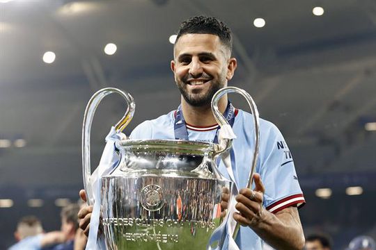 Mahrez e o 'hat trick': «Sabe muito bem, mas agora temos de nos concentrar no Arsenal»