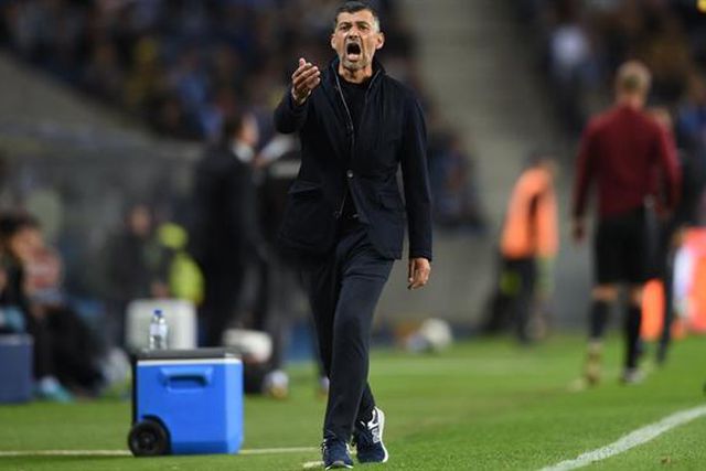 «Há 23 anos fui campeão na Lazio: vitória para o nosso técnico de equipamentos»