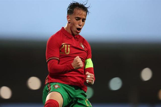 Bis do irmão de João Félix na vitória sobre a Rep. Checa: Portugal está no Europeu!