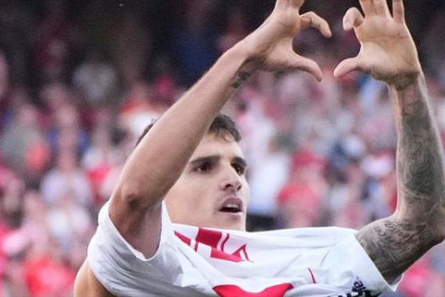 Sevilha vence Almería e deixa zona de descida