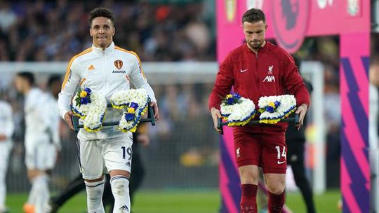 Leeds United e Liverpool homenageiam vítimas da tragédia de Hillsborough (vídeo e fotos)