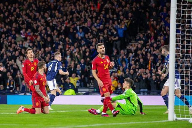 «Esperavam um tiki-taka de 90 minutos contra a Espanha? Temos de ser realistas»