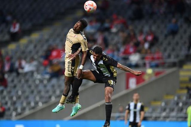 SC Braga garante oitava final com Nacional honrado a empatar no Minho (veja os golos)
