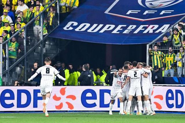 Toulouse esmaga Nantes e vence primeiro título da história