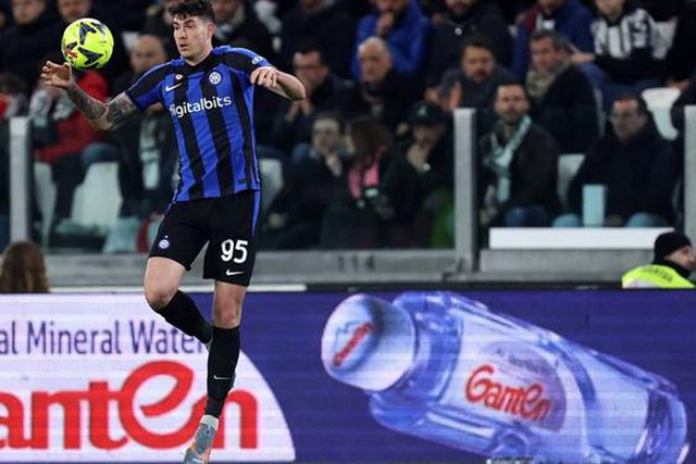 «Já estava a pensar no Milan durante o Inter-Benfica»