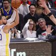 Curry festeja 35 anos com 50 pontos, mas GSW perdem; Neemias chamado aos Sacramento Kings
