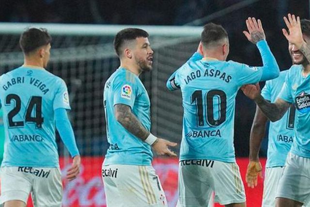 Iago Aspas bisa em mais uma vitória de Carlos Carvalhal