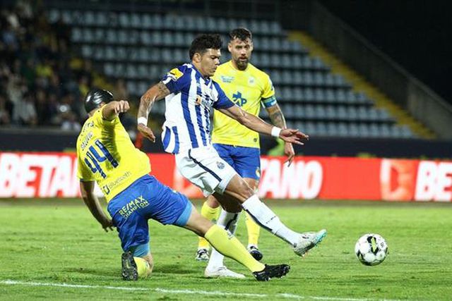 A conversa entre David Simão e Pepe: «Os pequenos são sempre acusados...»