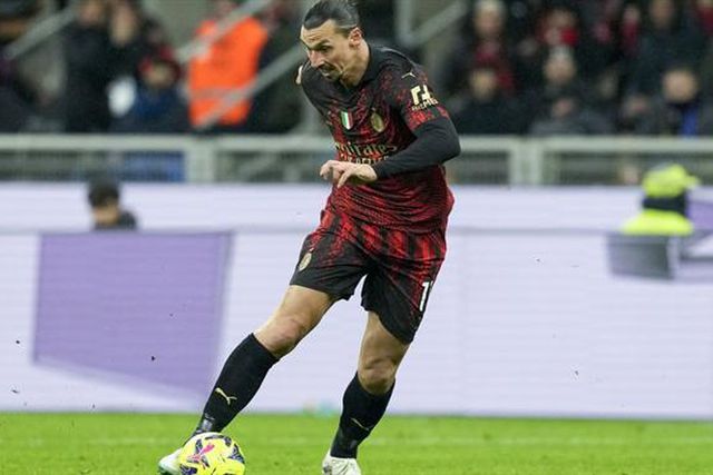 Um ano depois, Ibrahimovic chamado à seleção da Suécia