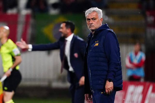 Lazio adia festa em Nápoles, Mourinho e Leão empatam (veja os golos)