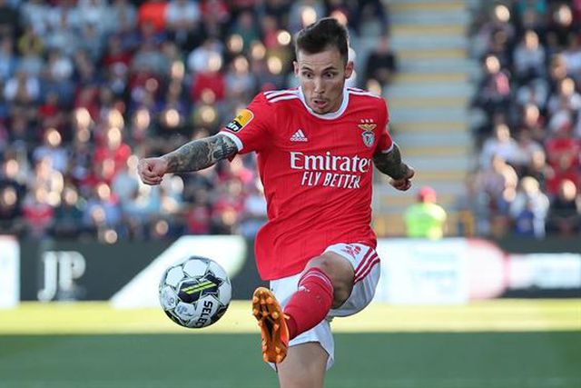 A atitude de Grimaldo após a derrota em Chaves que está a dar que falar (vídeo)