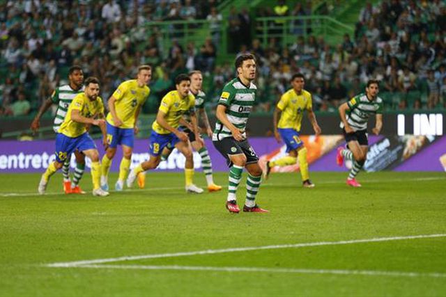 Penálti para o Sporting e Pote desperdiça (vídeos)