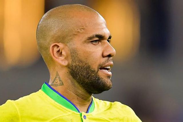 Dani Alves vai apresentar nova versão na última audiência