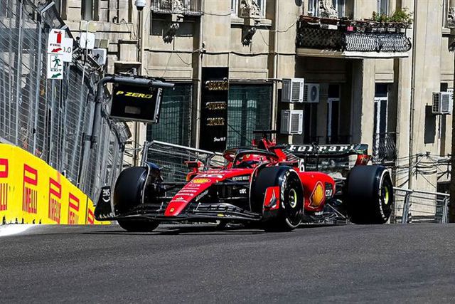 'Pole' no Azerbaijão para Leclerc e Ferrari!