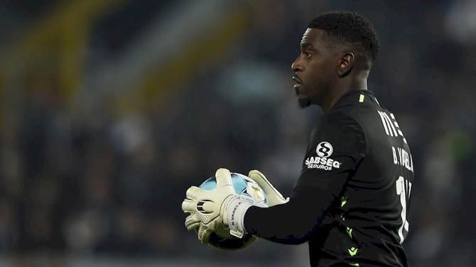 Lesão afasta Bruno Varela de regresso à Luz