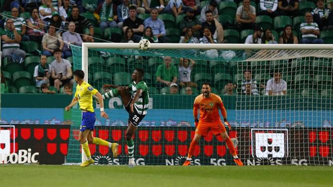 Diomande ‘assiste’ Antony para o golo do Arouca em Alvalade (vídeo)