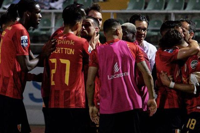 Triunfo muito importante do E. Amadora na luta pela subida (veja o golo)