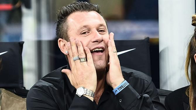 Cassano responde a Mourinho. «Outra figura de m…» (vídeos)