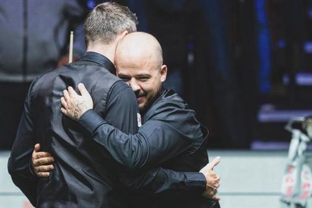 Luca Brecel primeiro campeão mundial em 96 anos vindo de país sem o inglês por idioma