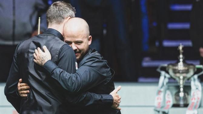 Luca Brecel primeiro campeão mundial em 96 anos vindo de país sem o inglês por idioma