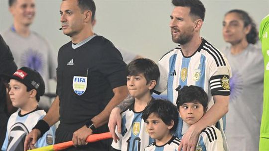 Messi passa fim de semana em Barcelona com pormenor relevante