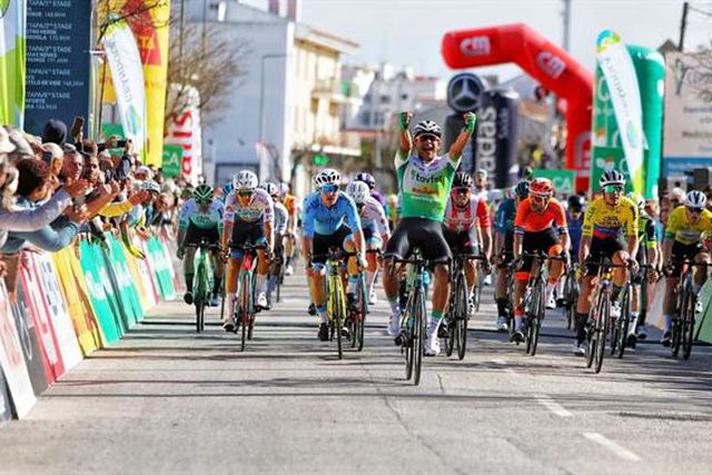 Volta ao Alentejo: Leangel Linarez vencedor na Vila Morena