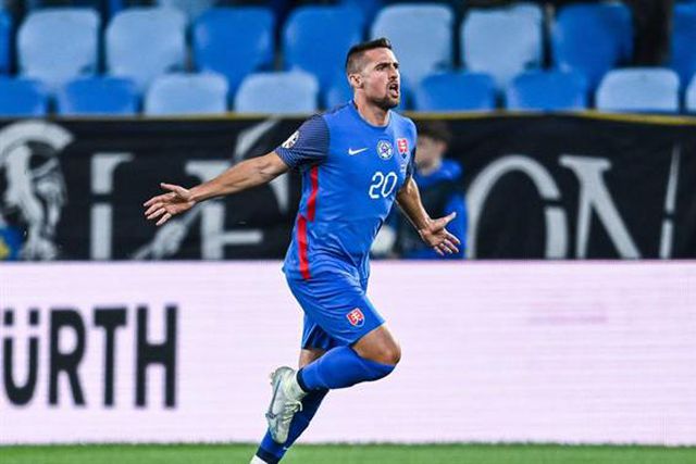 Bósnia perde na Eslováquia e Portugal já lidera isolado