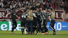 Juventus vitoriosa e Feyenoord arrasa Shakhtar Donetsk