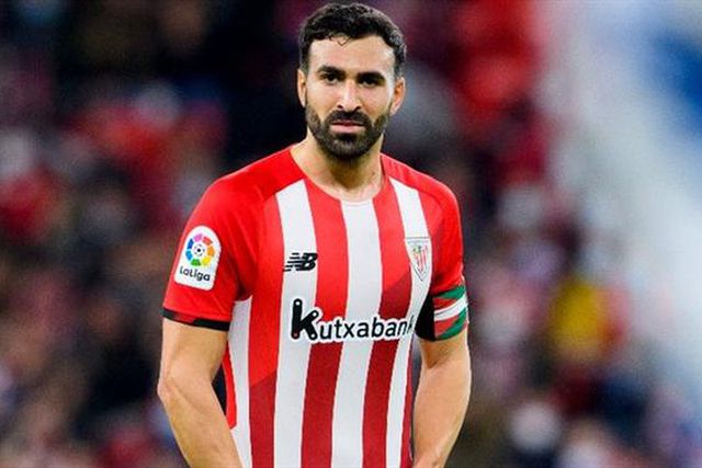 Balenziaga sai após 12 temporadas