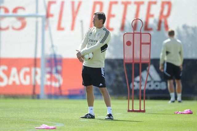 Jogo com equipa B seguido de folga