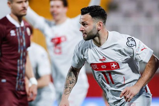 Grupo I: Steffen embala Suíça; Israel, de Miguel Vítor, empata com Kosovo