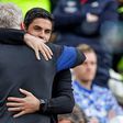 Arteta e a admiração por Moyes: «Atravessaria um muro por ele»