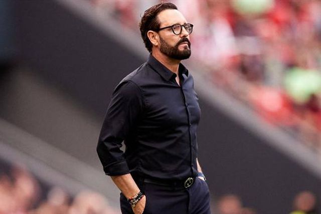 Bordalás muda de ideias e substitui Quique Flores