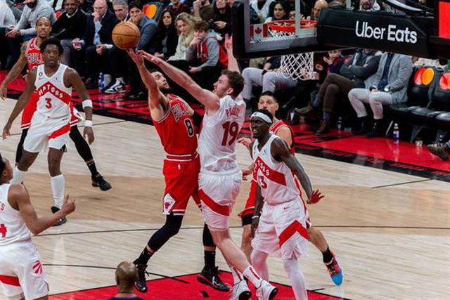 Bulls e Thunder na corrida pelos últimos bilhetes