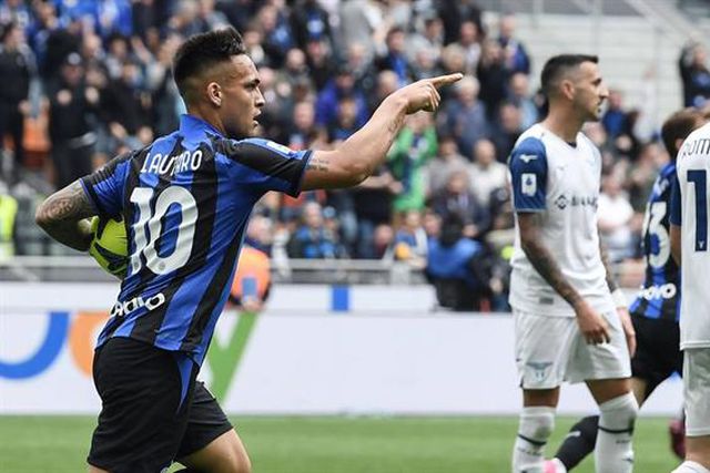 Inter vence Lazio e Nápoles pode fazer a festa (veja os golos)