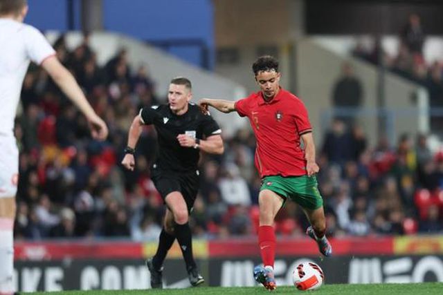João Muniz: da qualificação para o Euro sub-19 à primeira equipa leonina