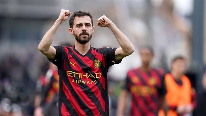 PSG volta à carga por Bernardo Silva