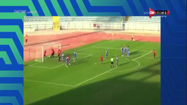 Inacreditável: sem VAR, árbitro anulou golo pelo telemóvel e agora foi suspenso