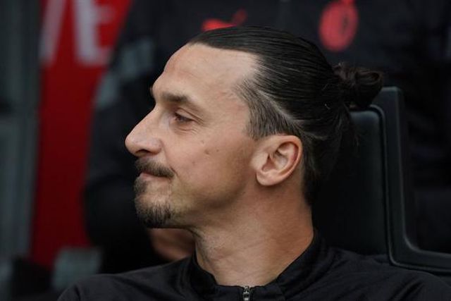 Que época para esquecer! Ibrahimovic lesionou-se no aquecimento