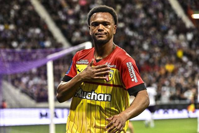 Lens vence e 'aperta' Marselha