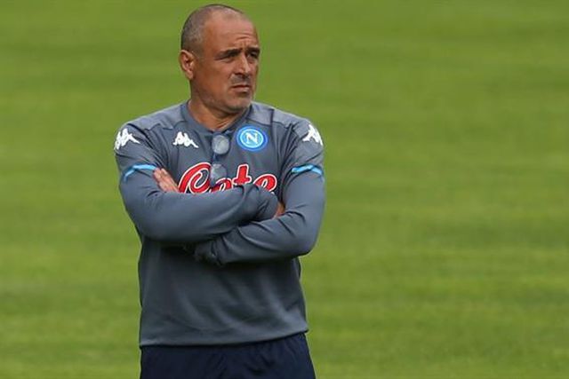 Críticas ao selecionador da Eslováquia antes do duelo com Luxemburgo