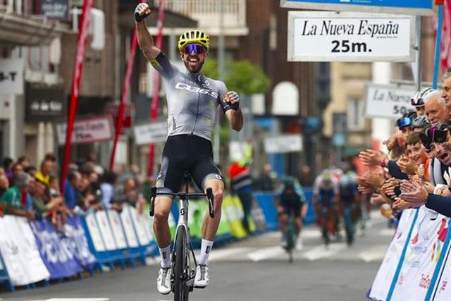 Damien Howson surpreendeu nas Astúrias