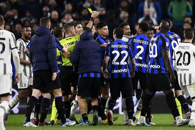 «É muito simples, Lukaku mandou calar os adeptos da Juve»