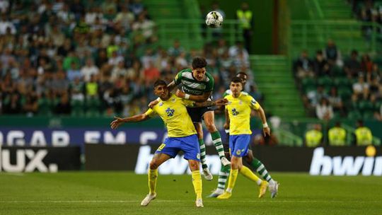 Sporting não vai além do empate com o Arouca e complica Champions (veja o resumo)