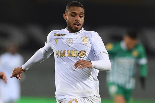 SAD obrigada a comprar mais 15 por cento do passe de André Silva