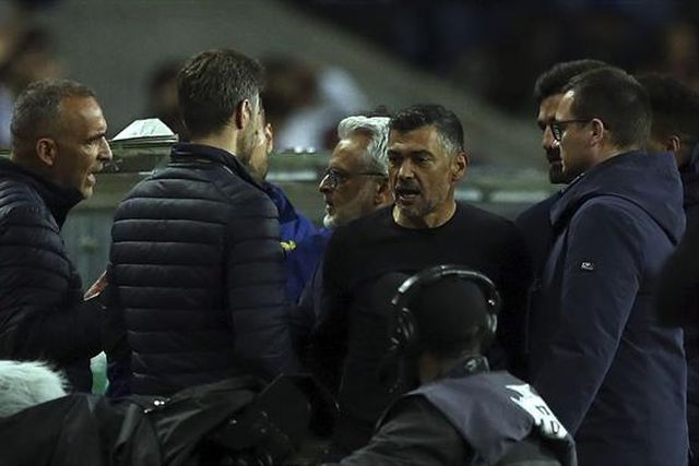 Historial das quezílias de Conceição com treinadores adversários: e vão 6!