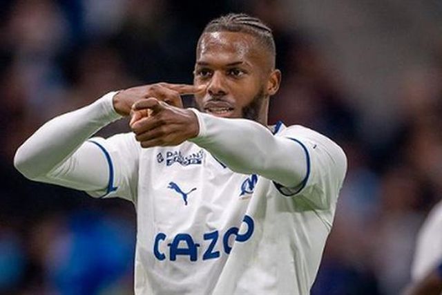 Nuno Tavares falha deslocação a Lyon