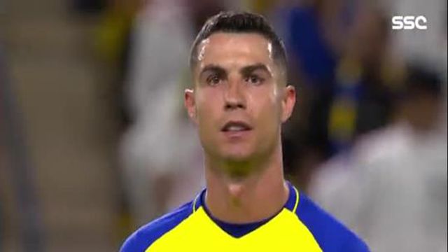 Irritado, Ronaldo pediu para… regarem a relva