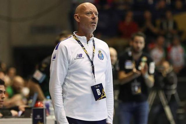 FC Porto vence Avanca e lidera